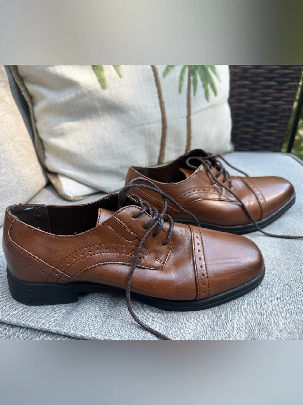 Boys Stafford “Dane Jr” brown Lace-Up Dress Shoes
